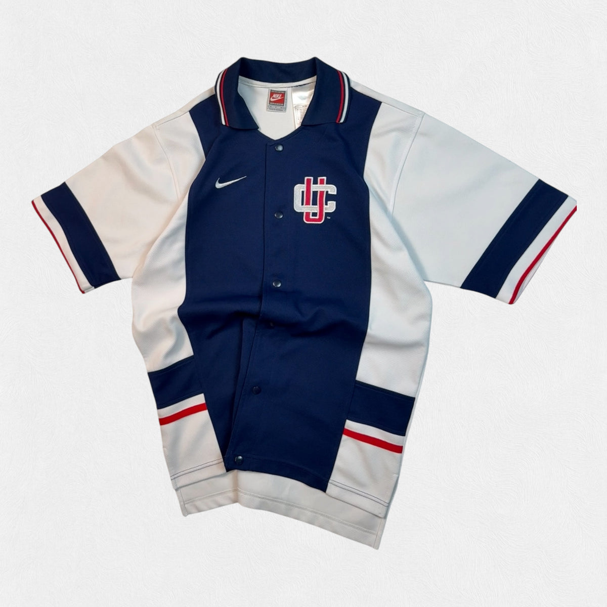 Vintage 90s UCONN Huskies Nike basketball jersey (S)