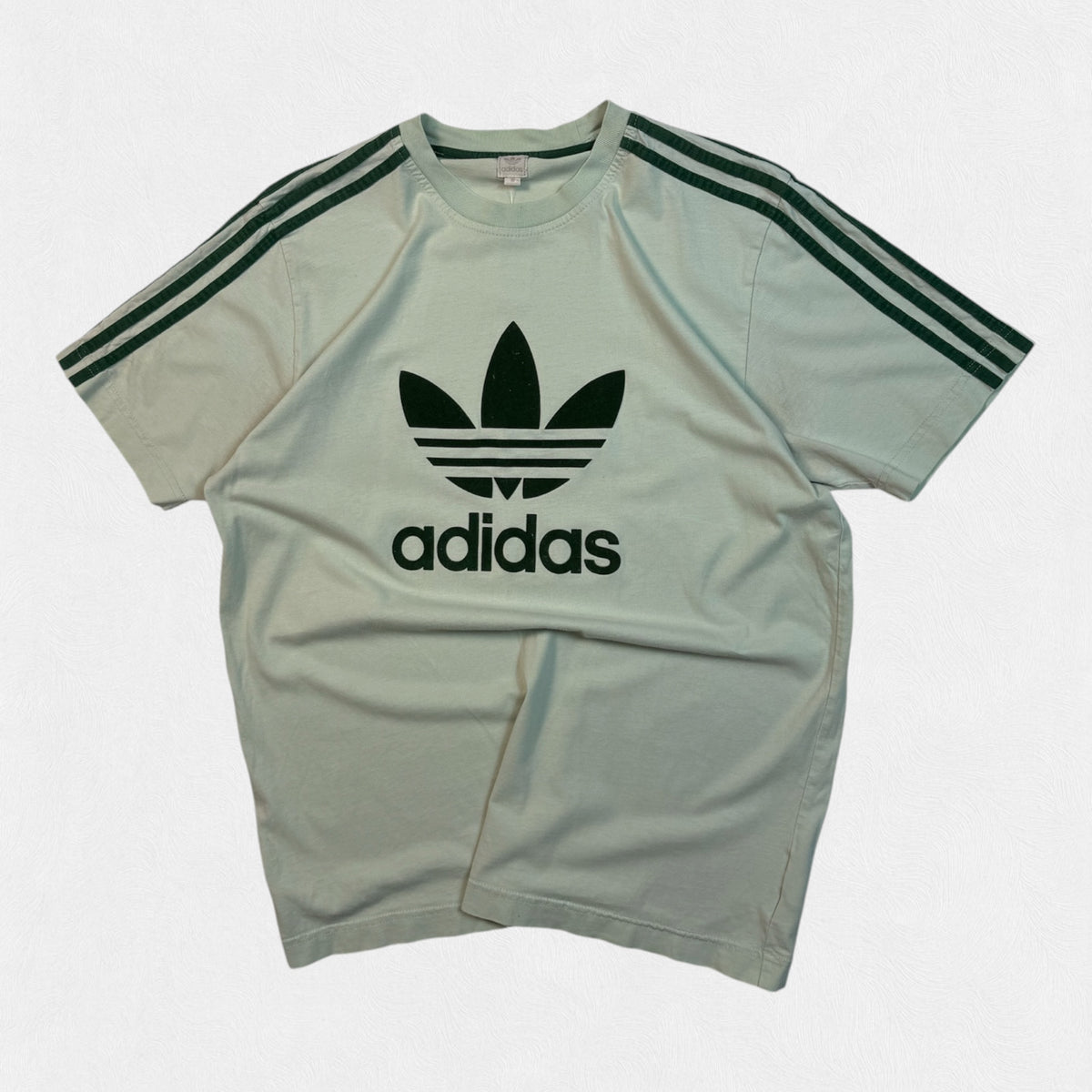 Vintage Adidas originals centre logo tee (M)