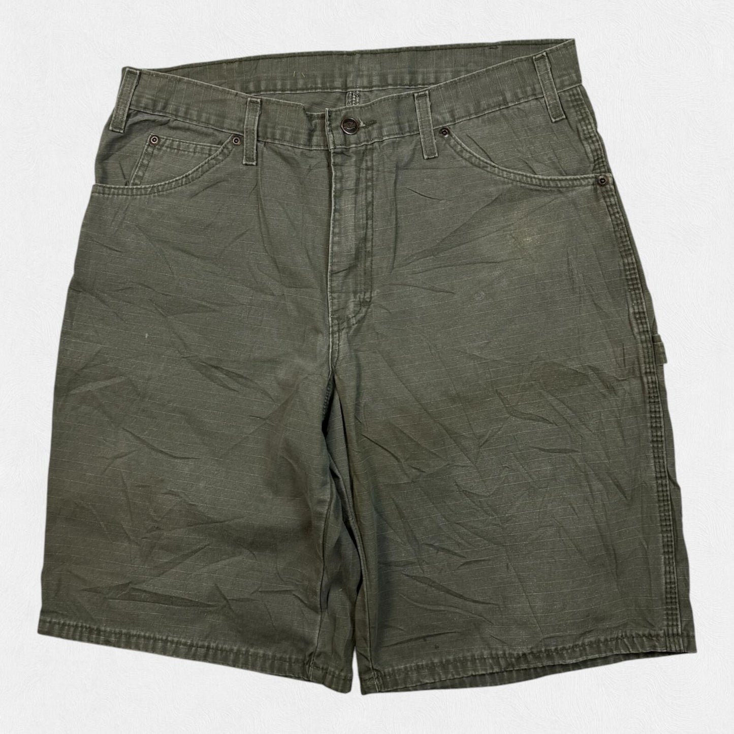 Vintage Dickies baggy carpenter shorts (W34)