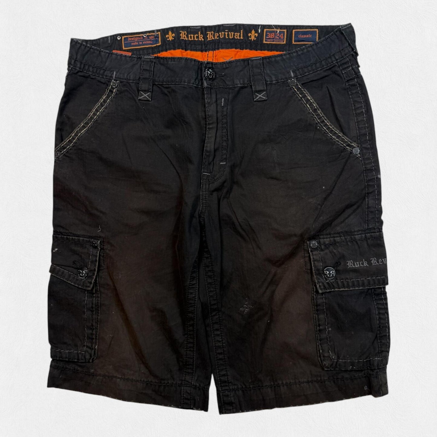 Vintage Y2K Rock revival baggy hip hop cargo shorts (W38)