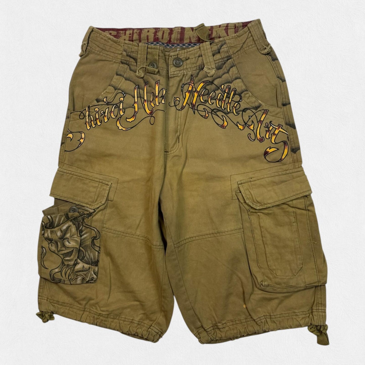 Vintage Y2K Japanese baggy hip hop cargo shorts (W30)