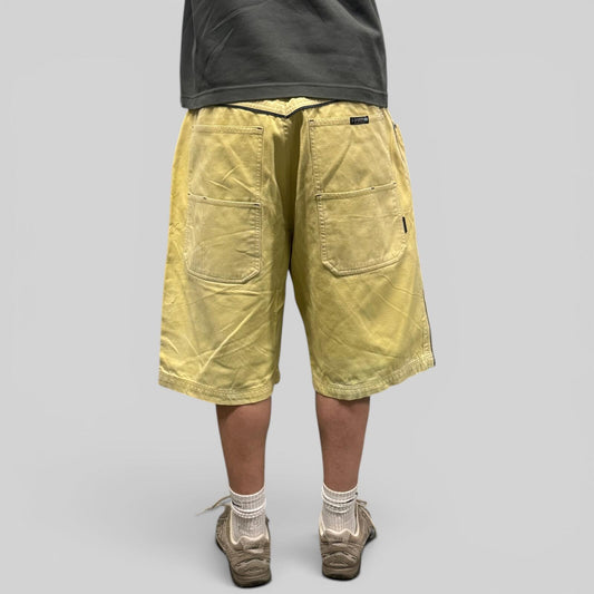 Vintage Y2K baggy hip hop shorts (W38)