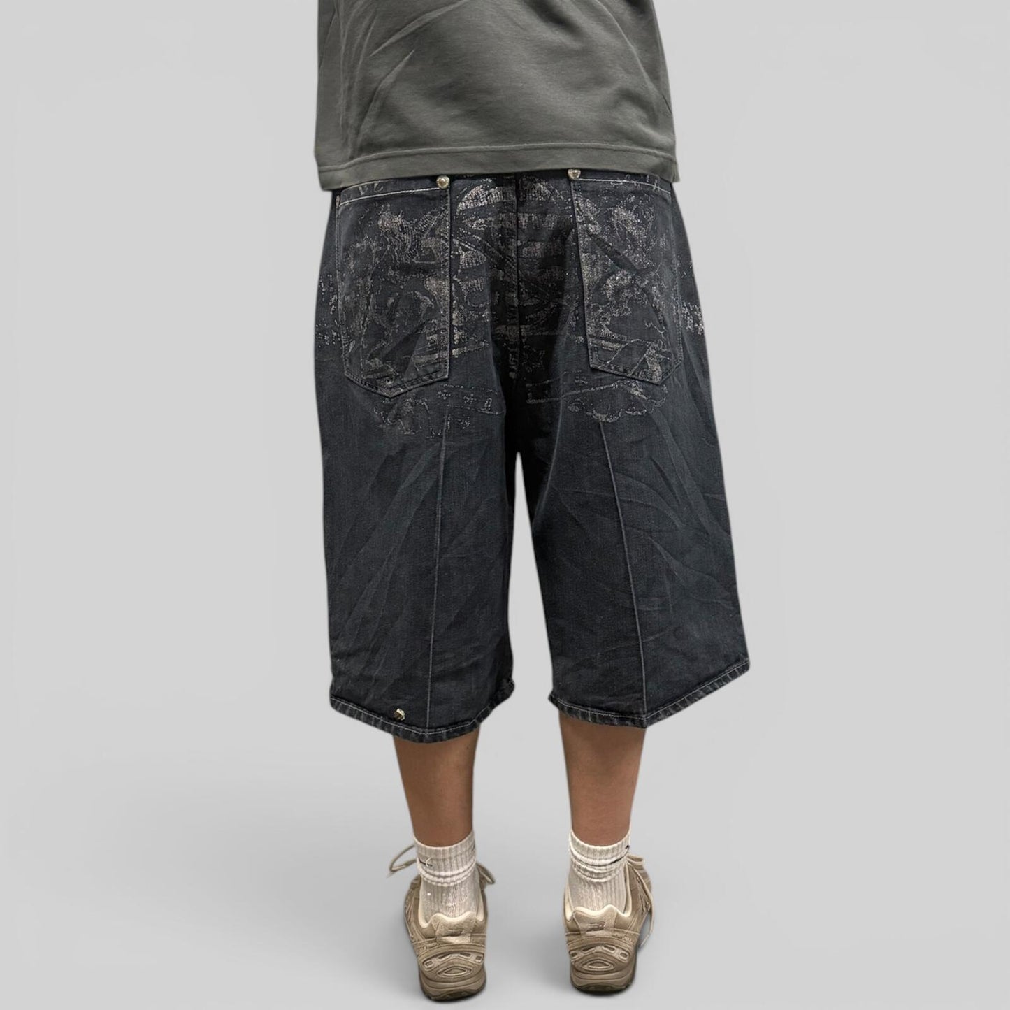 Vintage Y2K baggy hip hop denim jorts (W40)