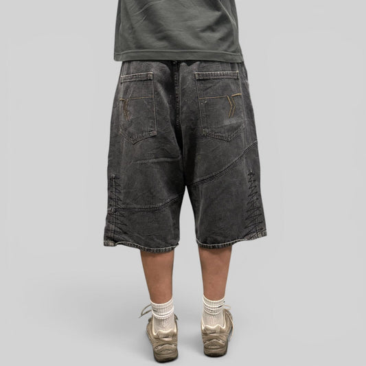 Vintage Y2K baggy hip hop jorts (W38)