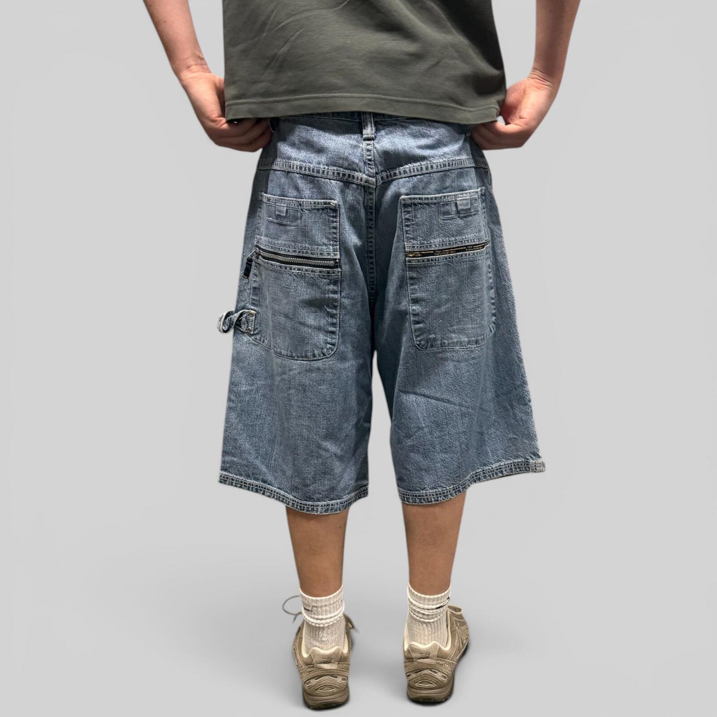 Vintage Y2K baggy hip hop carpenter jorts (W38)
