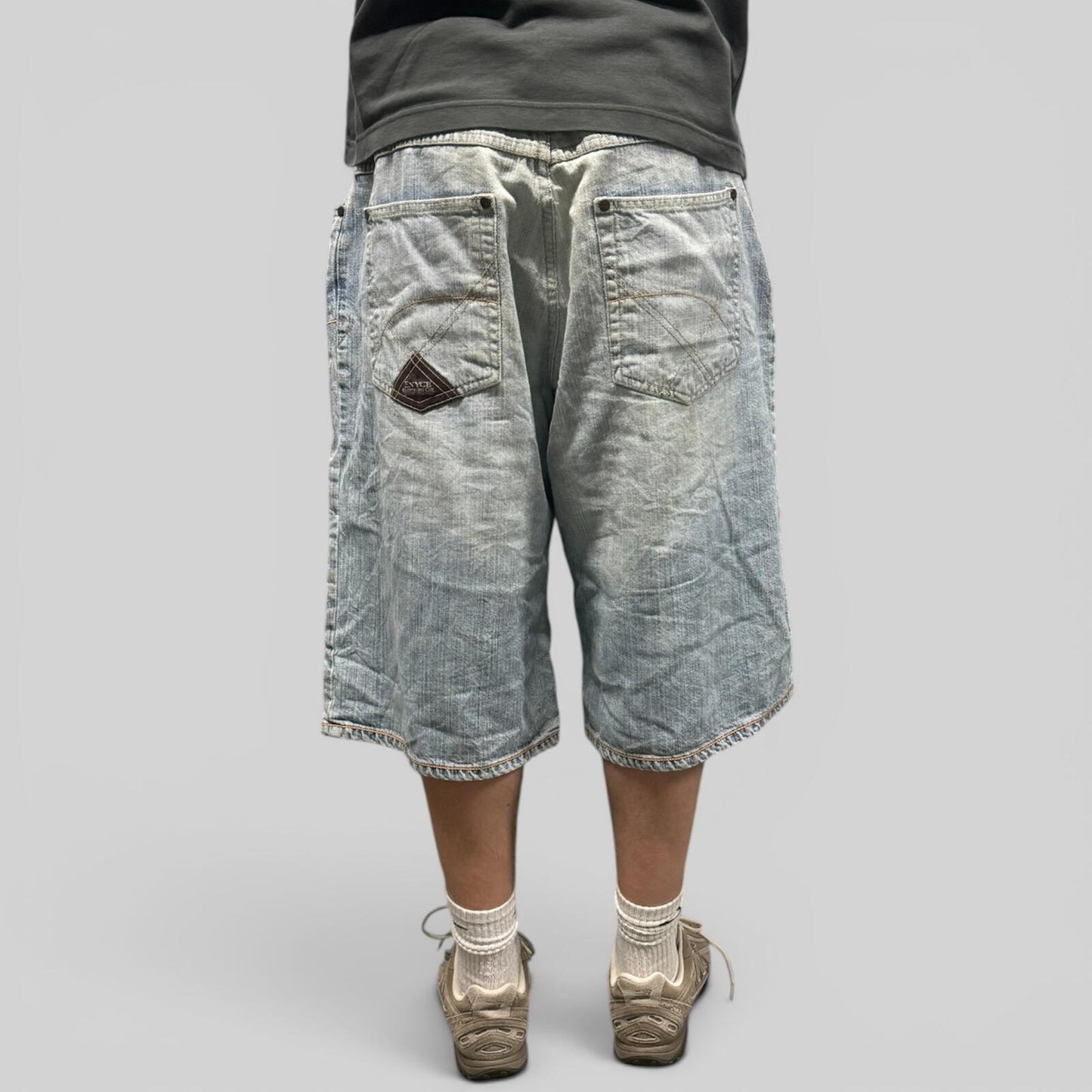 Vintage Y2K Enyce baggy hip hop jorts (W38)