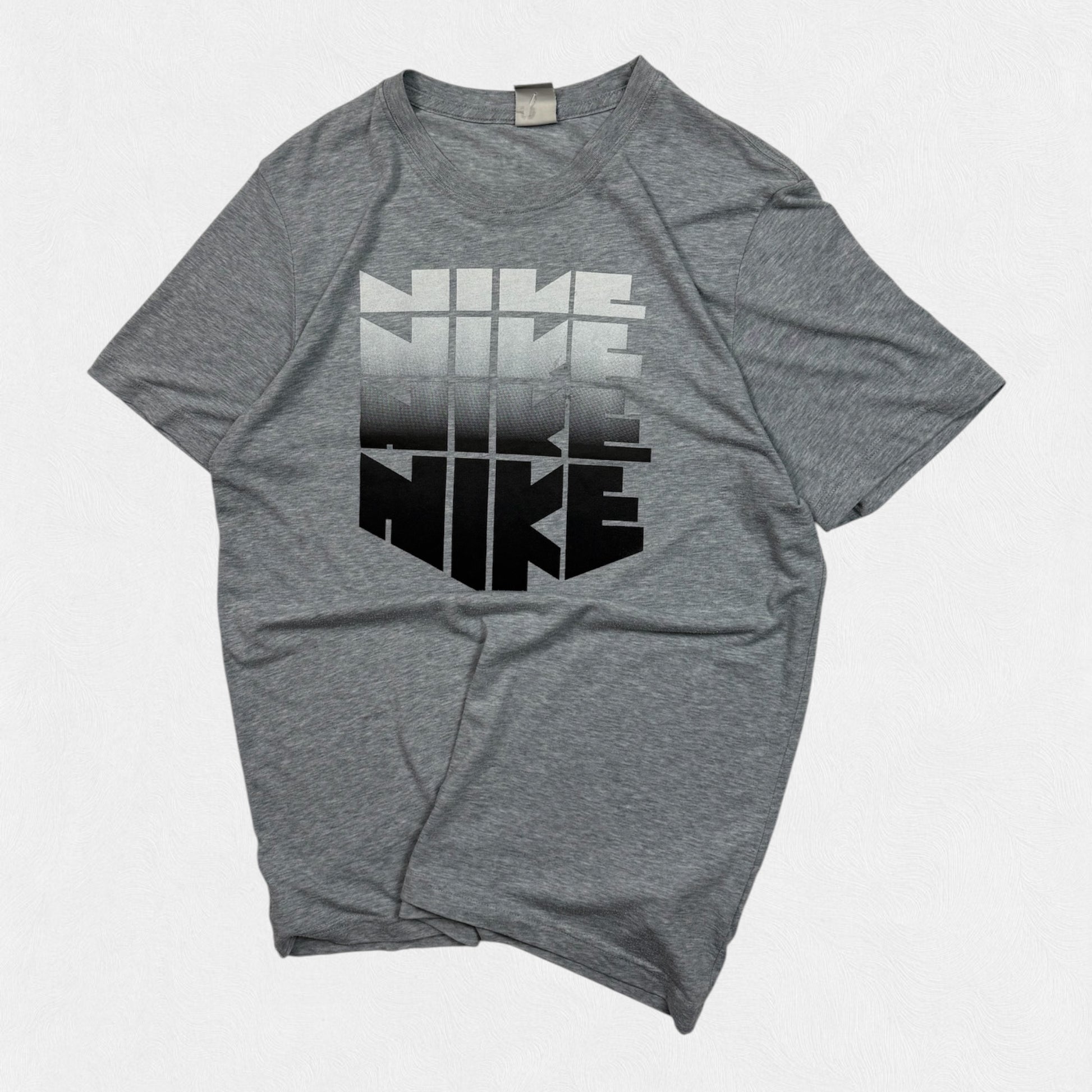 Vintage Nike graphic tee (L)