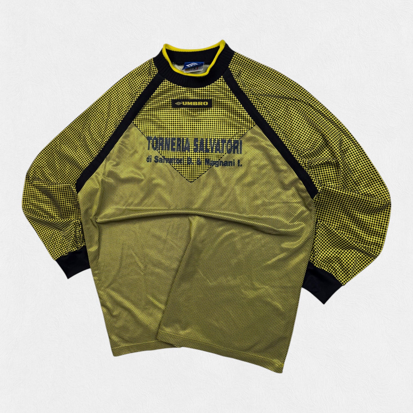Vintage 90s Umbro goalkeeper football shirt (XL)