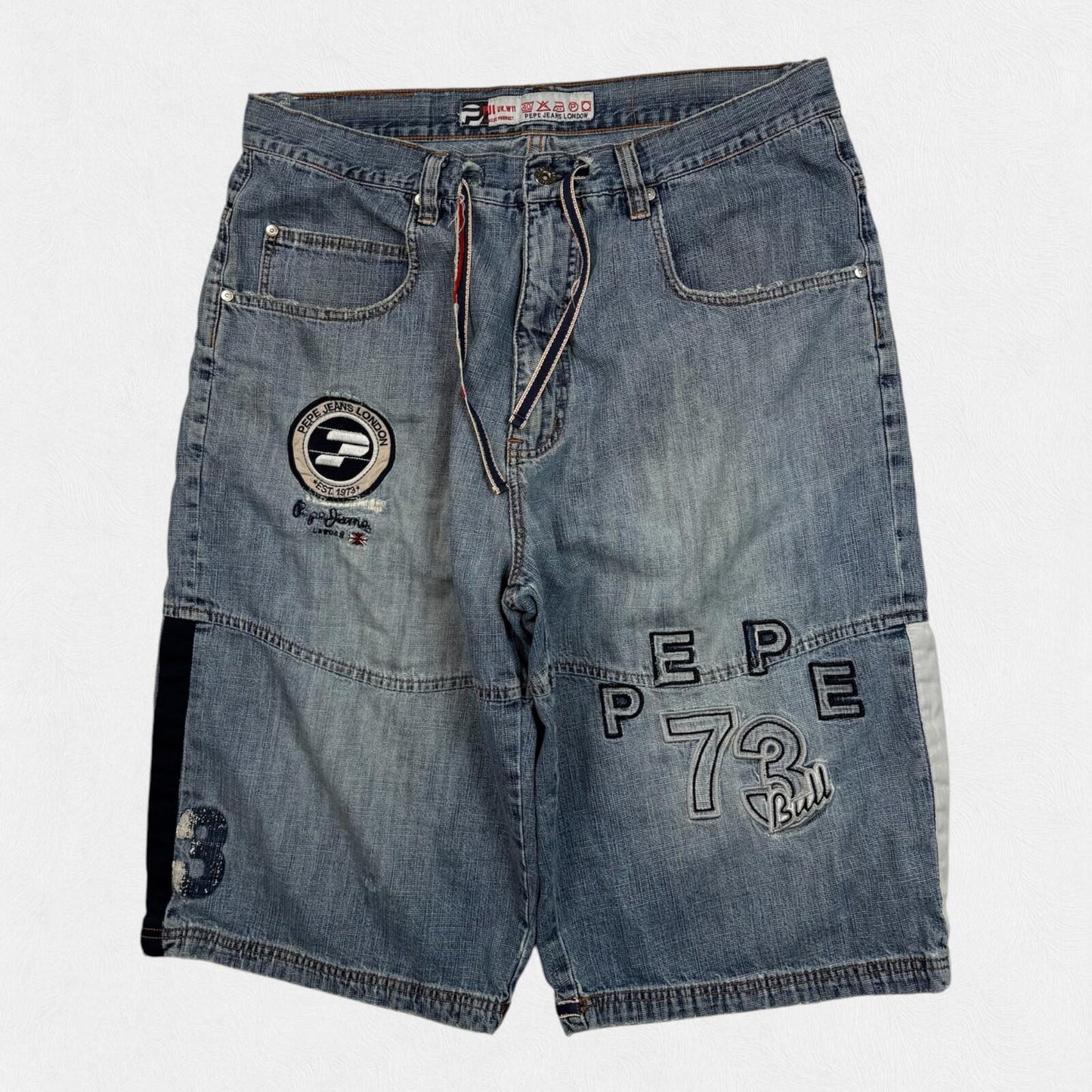 Vintage Y2K Pepe Jeans baggy hip hop denim shorts (W38)