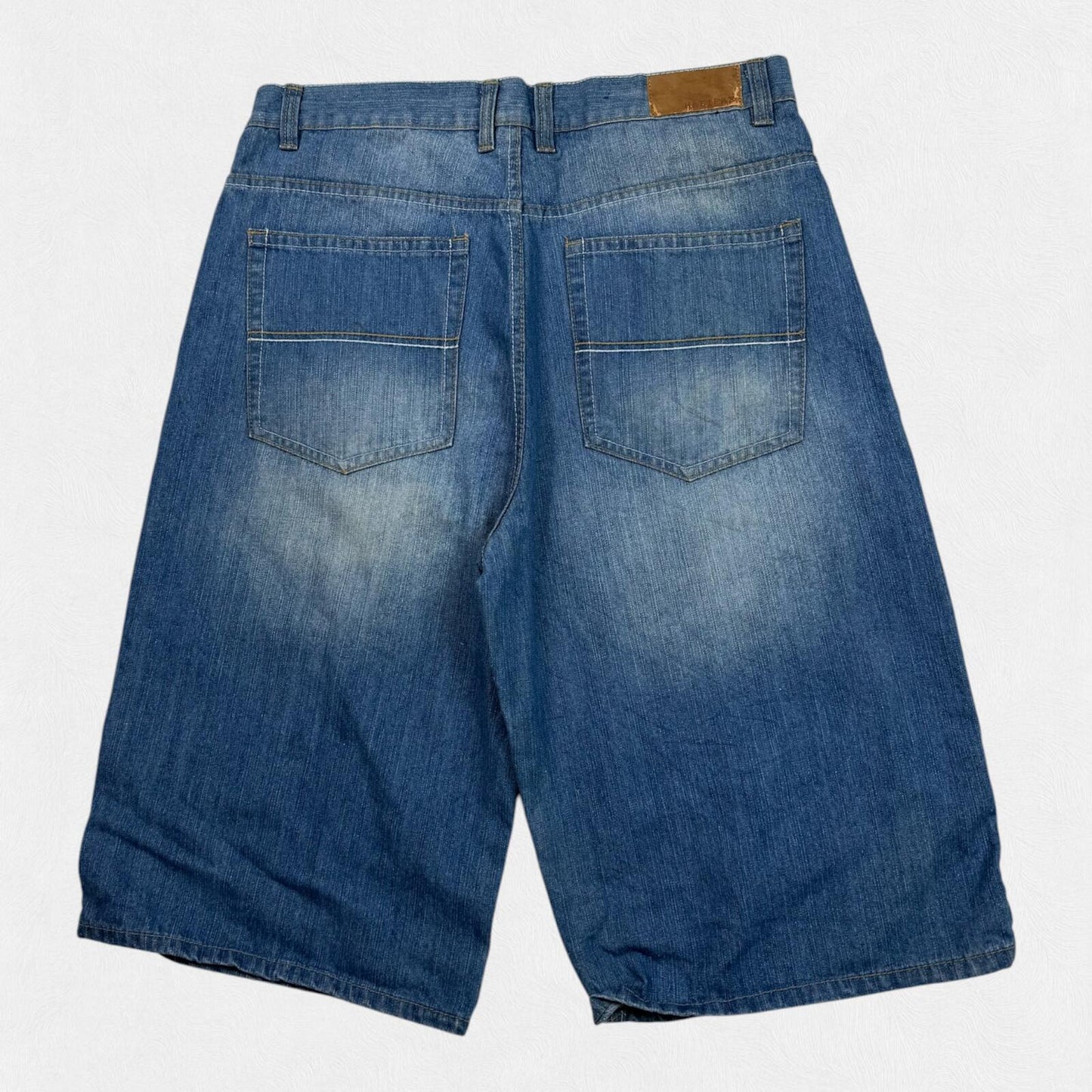 Vintage Y2K baggy hip hop jorts (W36)