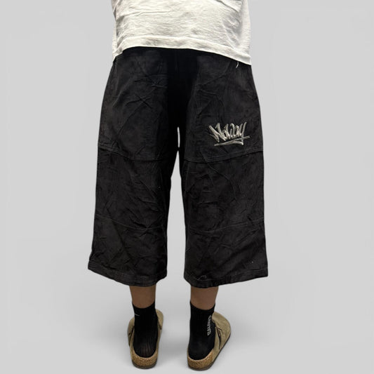 Vintage Y2K corduroy baggy hip hop shorts (W34)