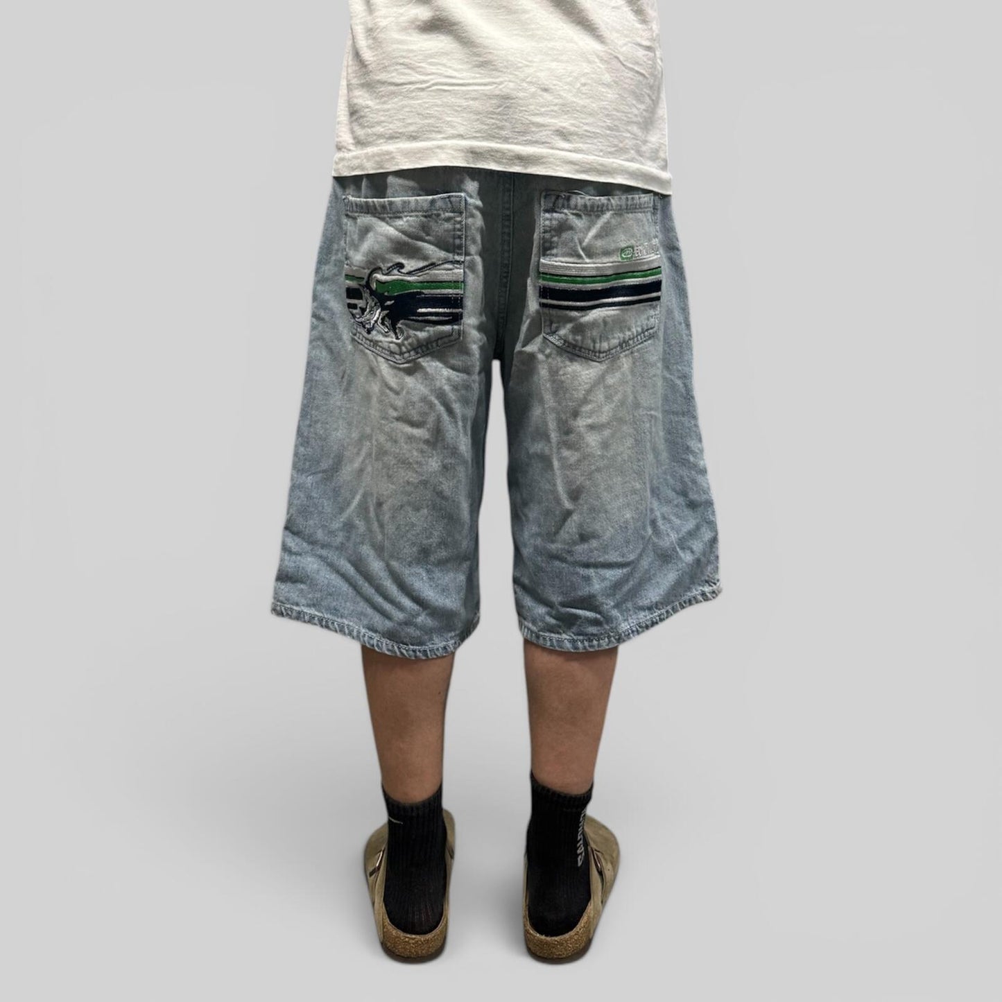 Vintage Y2K Ecko Unltd baggy hip hop jorts (W36)