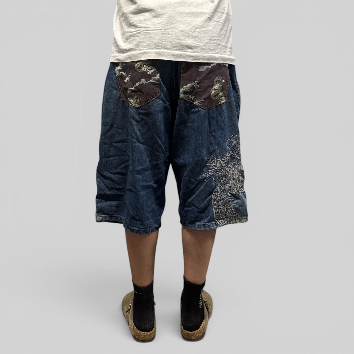 Vintage Y2K Big train baggy hip hop jorts (W40)