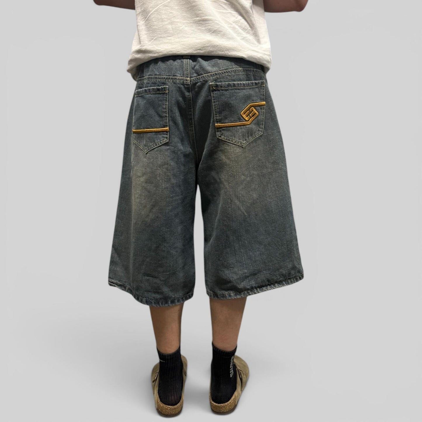 Vintage Y2K Enyce baggy hip hop jorts (W38)