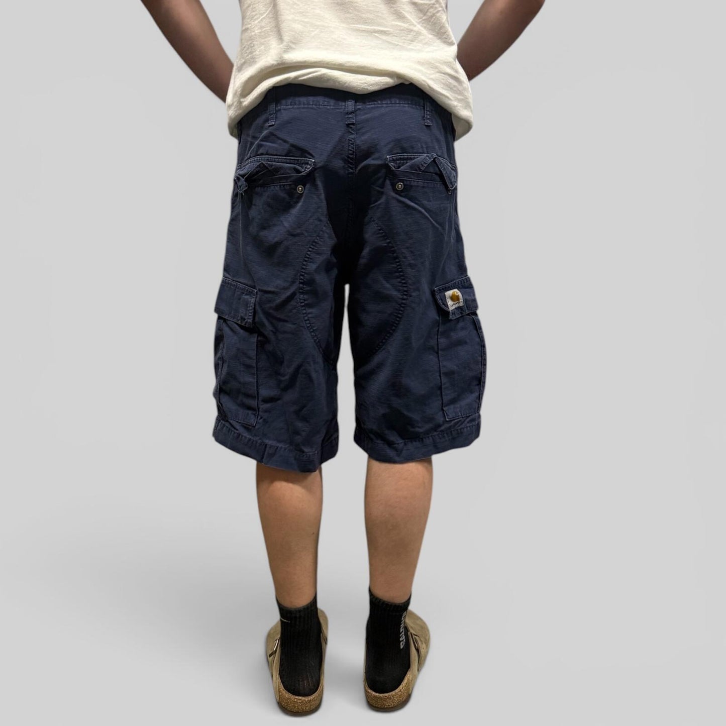 Carhartt WIP baggy cargo shorts (W33)