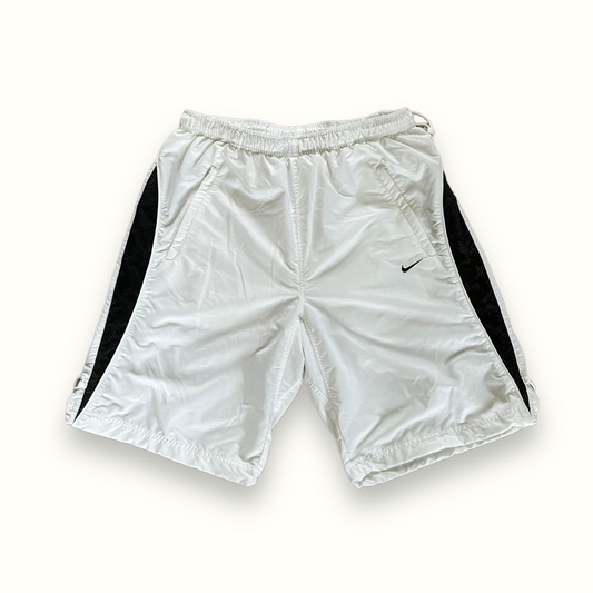 Vintage Nike basketball shorts (XL)