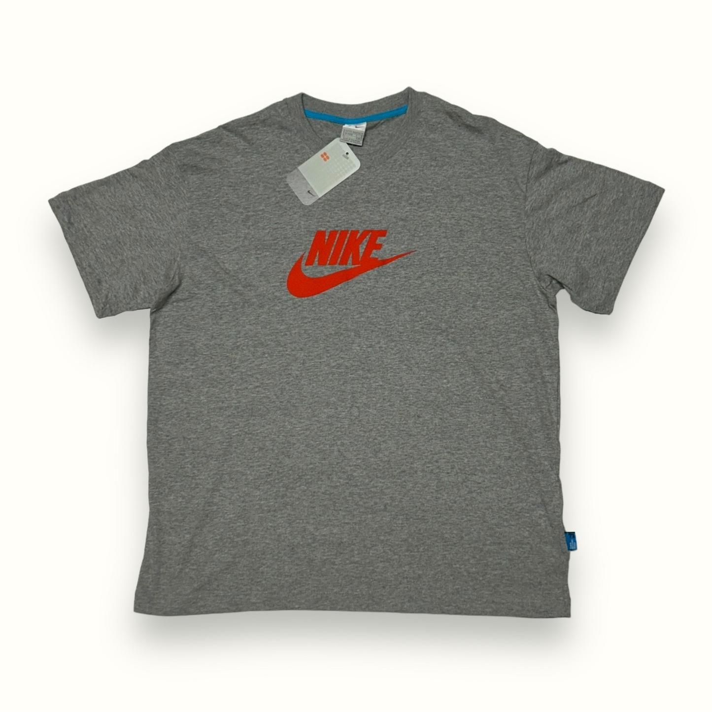 Vintage BNWT Nike spell out tee (XXL)