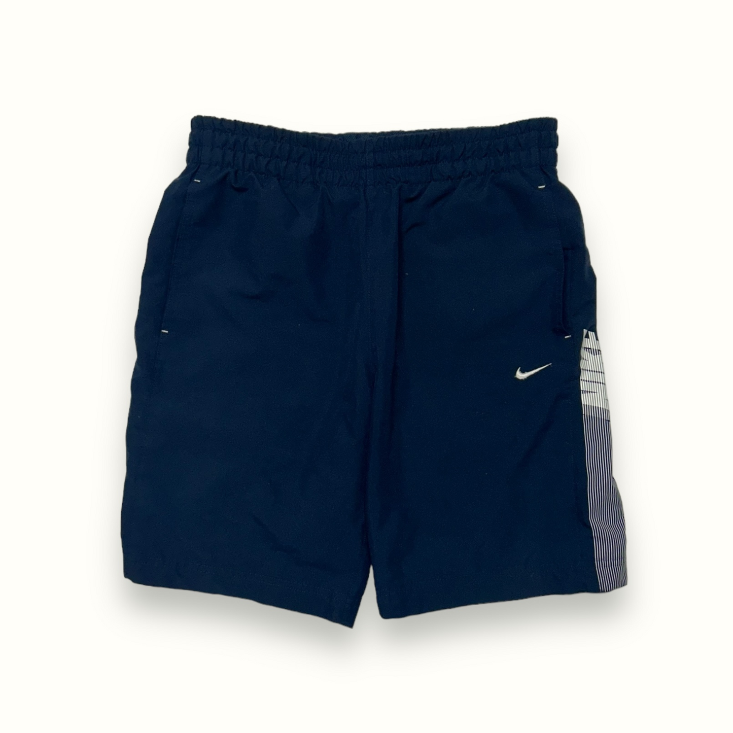 Vintage Nike spell out shorts (M)