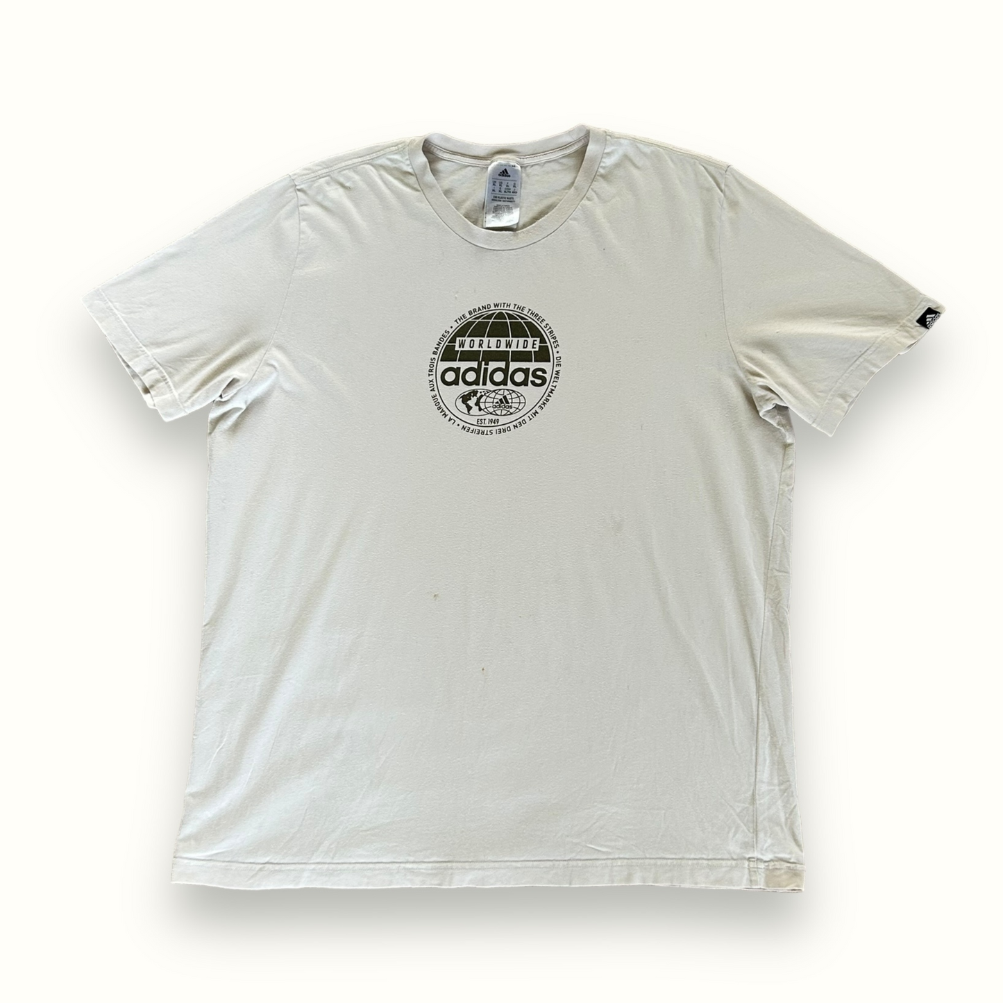 Adidas worldwide tee (XL)