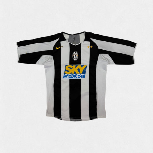 Vintage Juventus 2004/05 Nike home football shirt