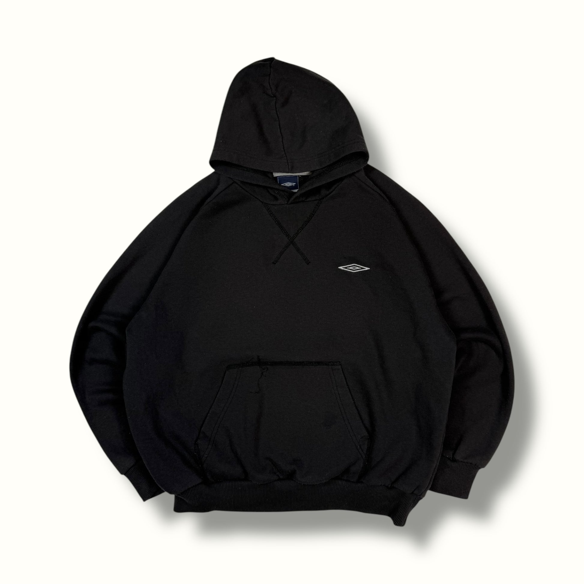Vintage 00s Umbro hoodie black