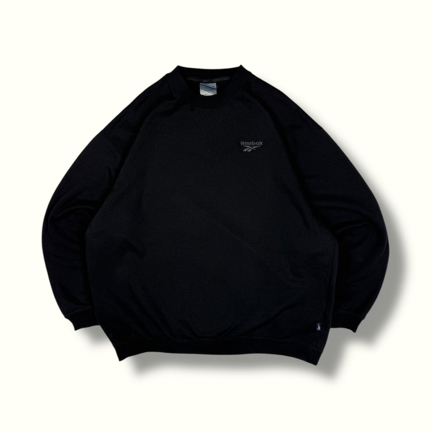 Vintage 00s reebok small logo sweatshirt black