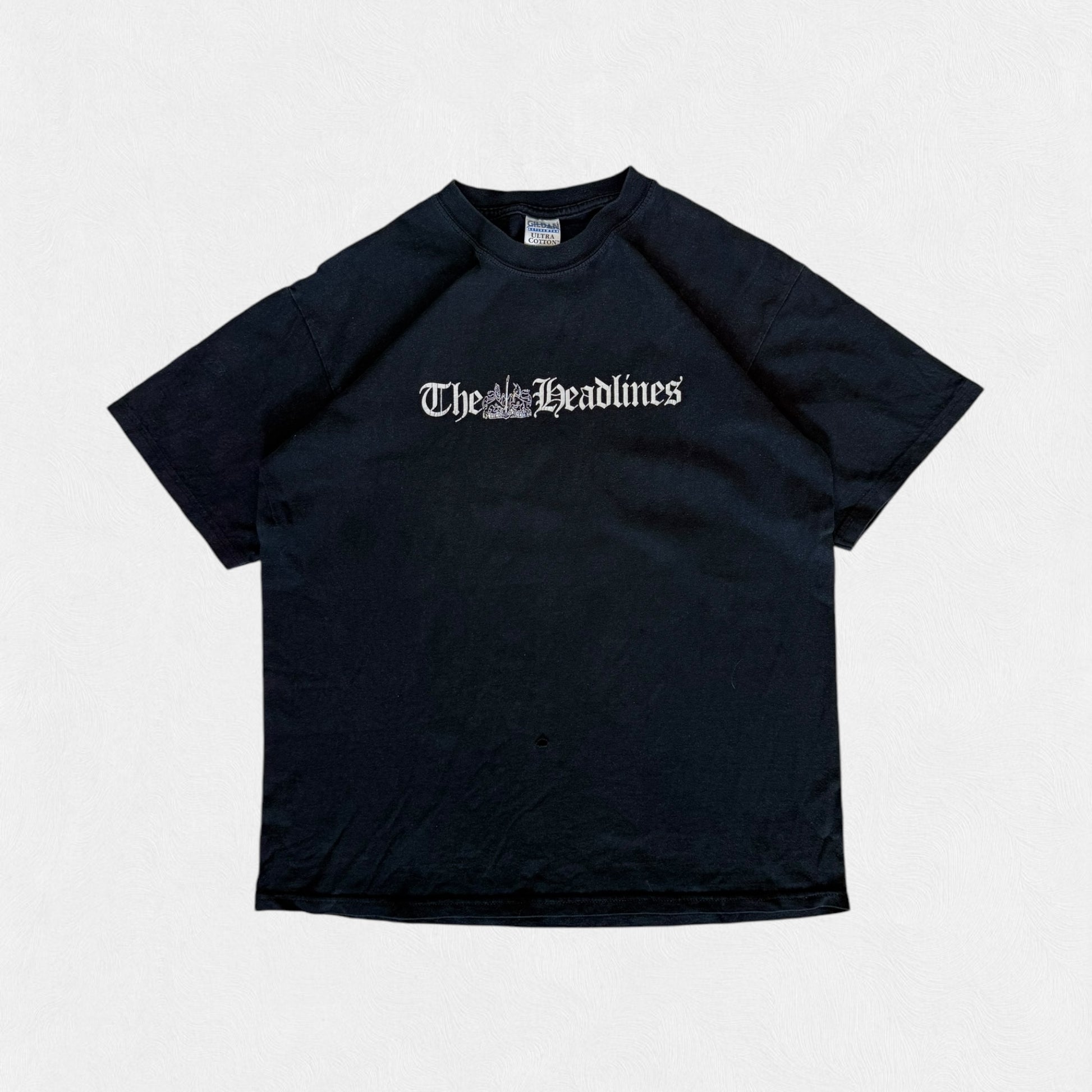 2000s Gildan the headlines graphic tee black