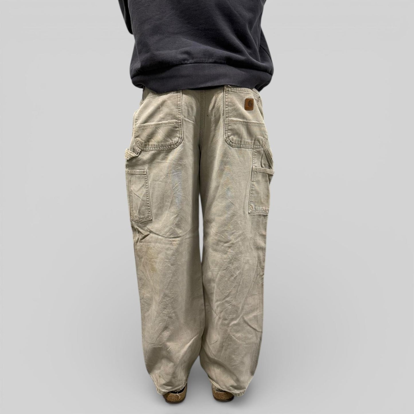 Carhartt baggy carpenter pants (W34)
