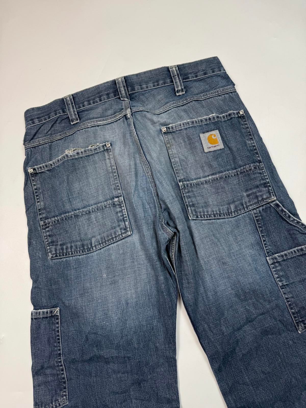 Vintage Carhartt baggy carpenter jeans (W32)
