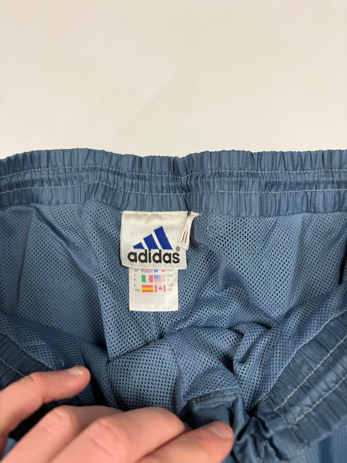Vintage 90s Adidas baggy track pants (S)