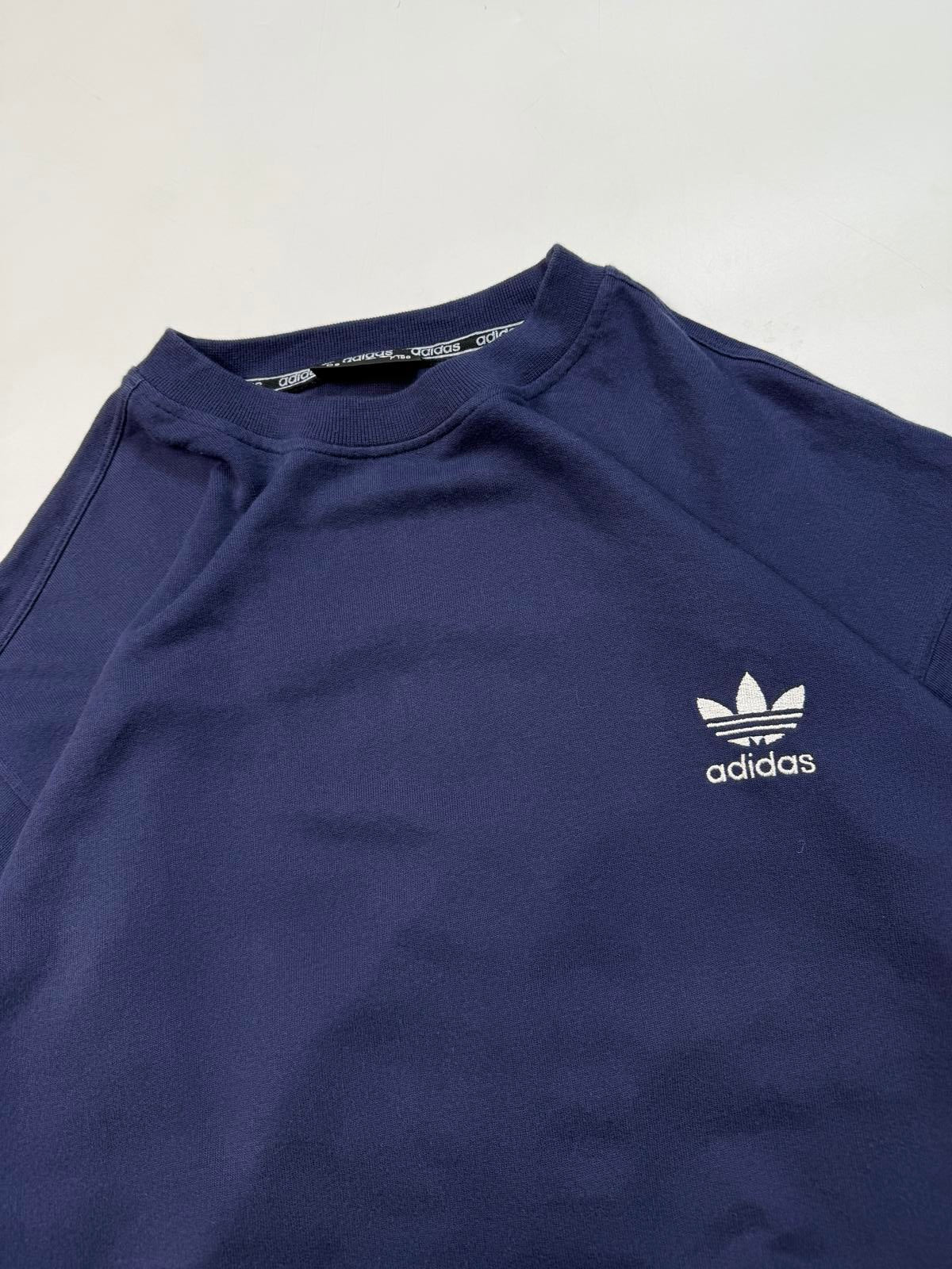 Vintage 90s adidas originals small logo sweatshirt (XL)