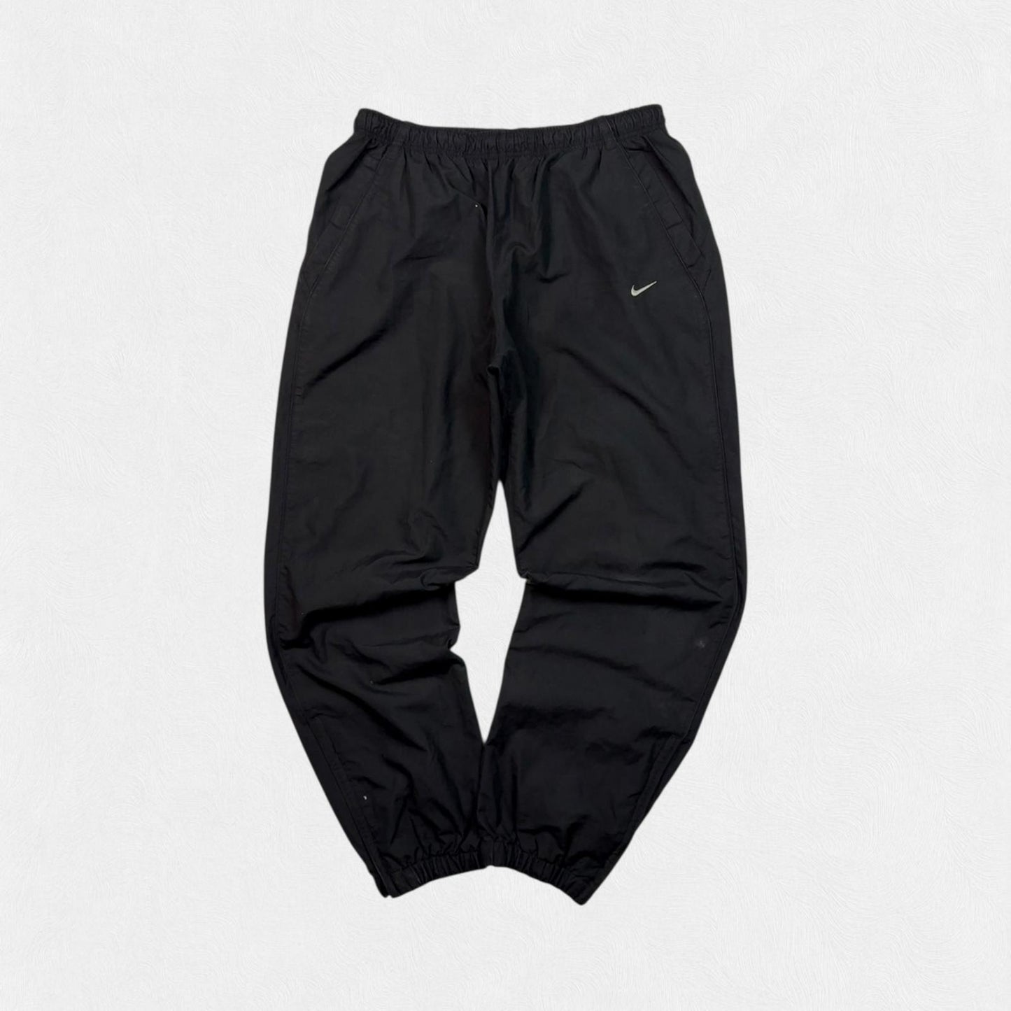 Vintage Nike baggy track pants (L)