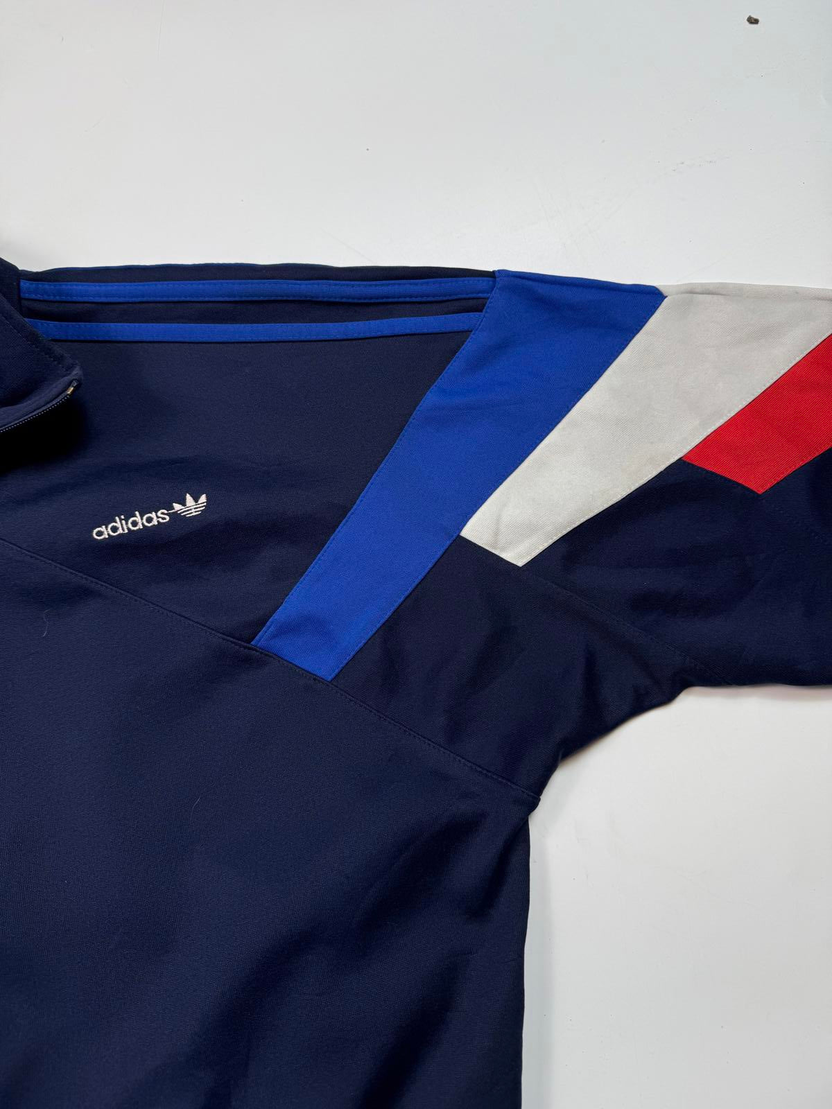 Vintage 90s adidas originals track top (M)