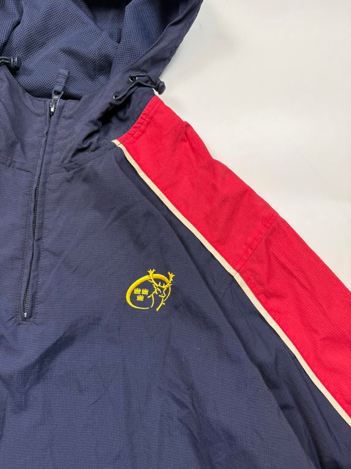 Vintage Munster 2003-05 Canterbury training jacket (L)