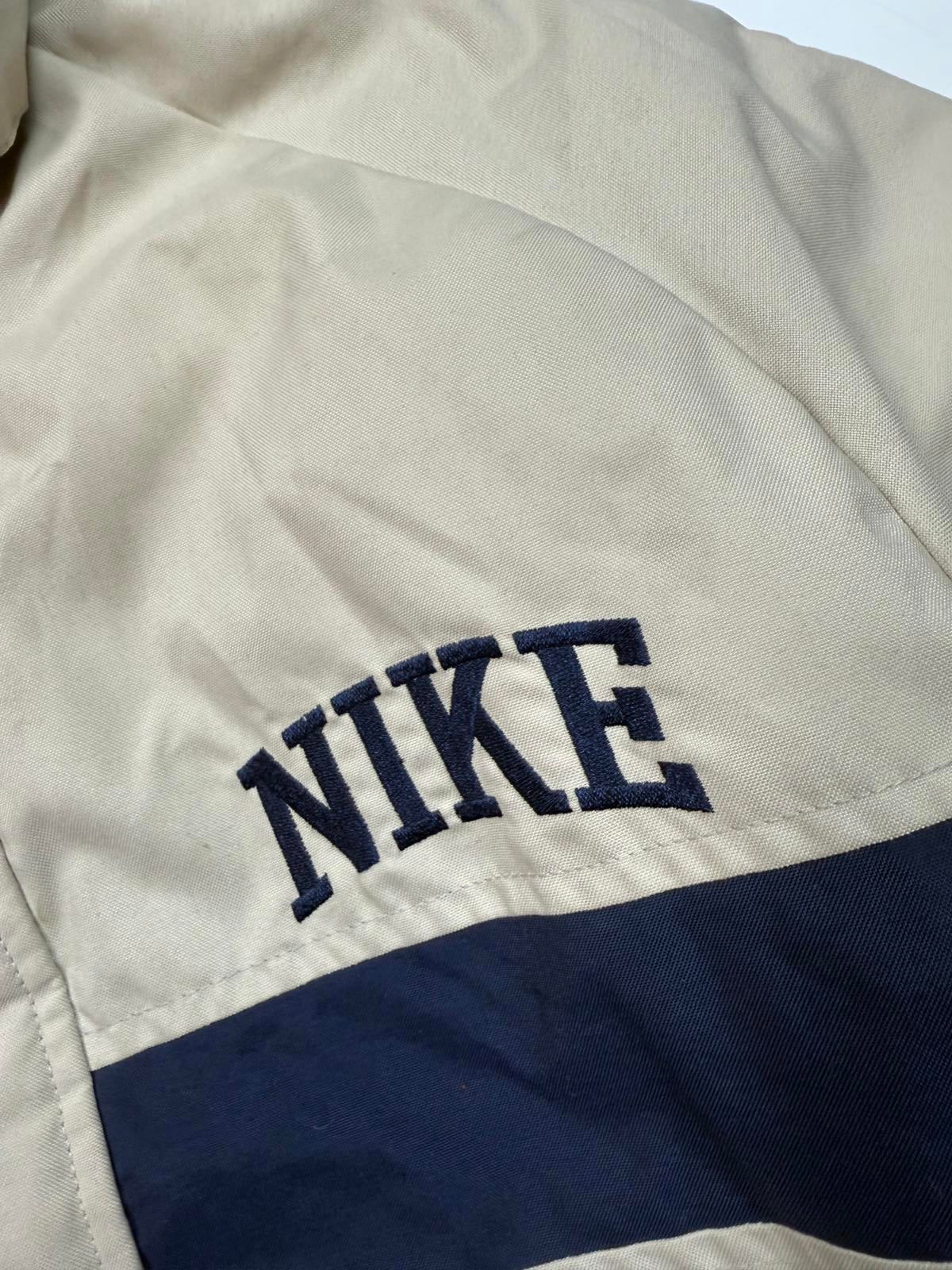 Vintage Nike padded hooded jacket (S)