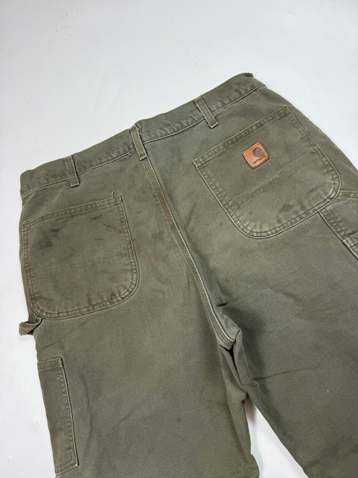 Carhartt baggy carpenter pants (W34)