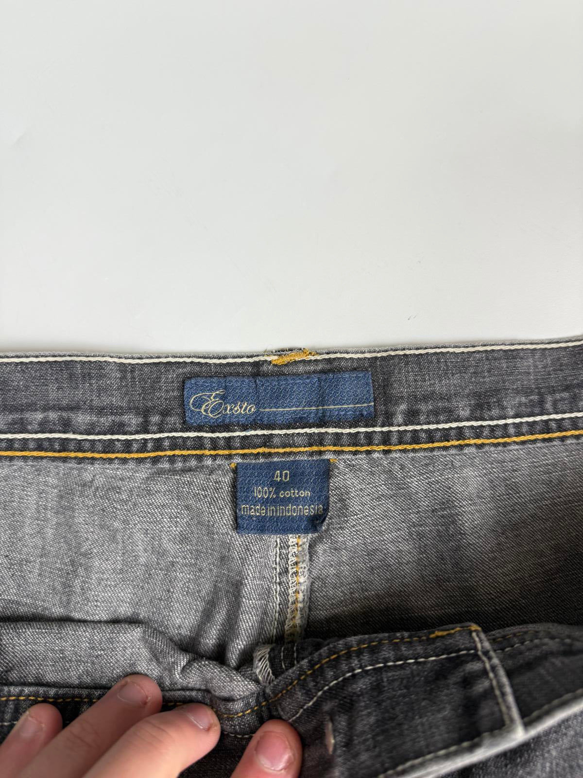 Vintage Y2K baggy hip hop Jeans (W40)