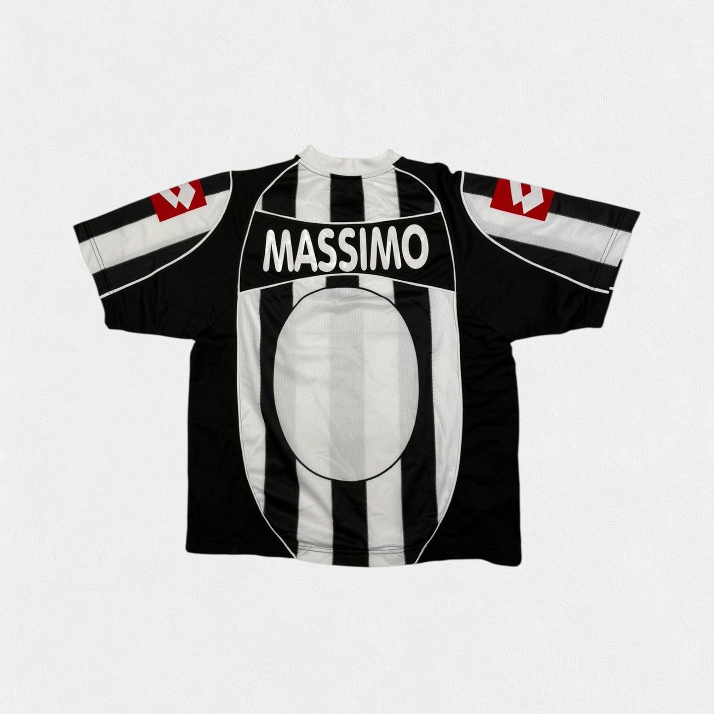 Vintage Juventus 2002/03 Lotto home football shirt (XL)