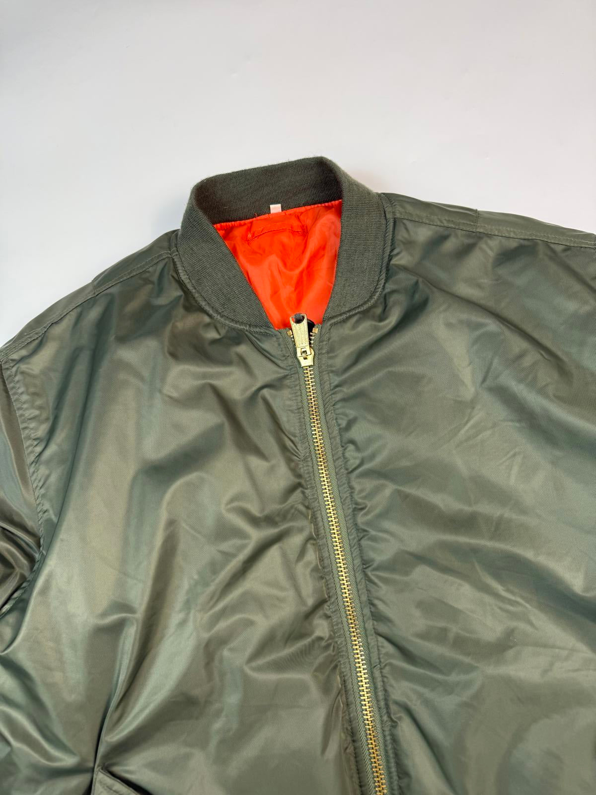 Vintage MA-1 bomber jacket (M)