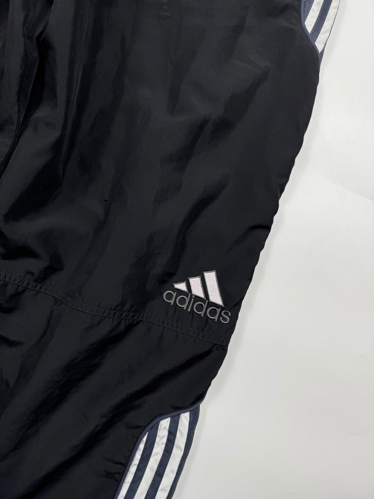 Vintage Adidas baggy track pants (L)