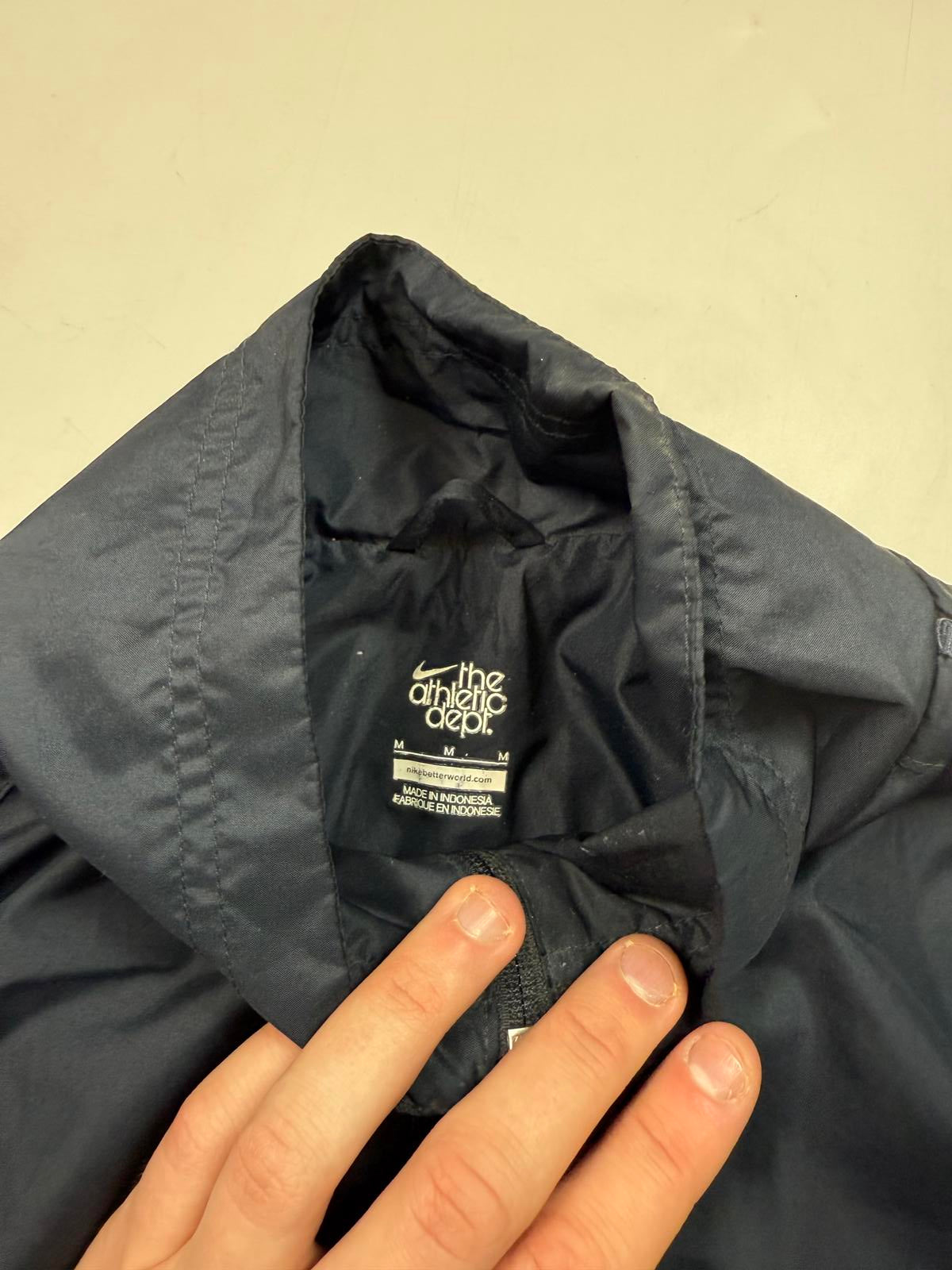 Vintage Nike athletic dept track jacket (M)