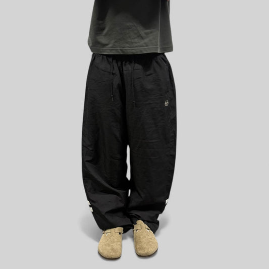 Vintage Sergio Tacchini baggy track pants (XL)