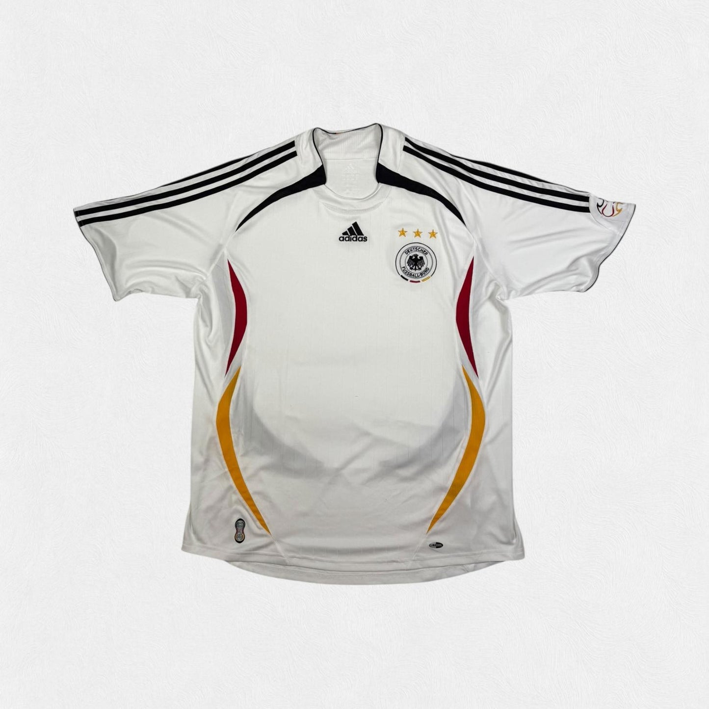 Vintage Germany 2005-07 Adidas football shirt (XL)