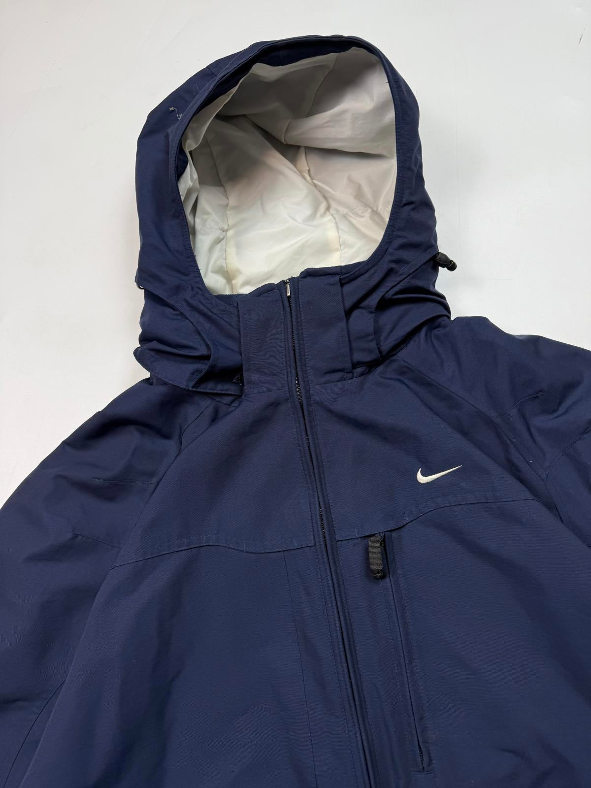 Vintage Nike hooded rain jacket (L)