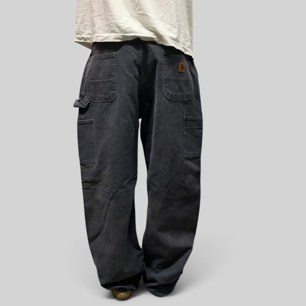 Carhartt baggy carpenter pants (W38)