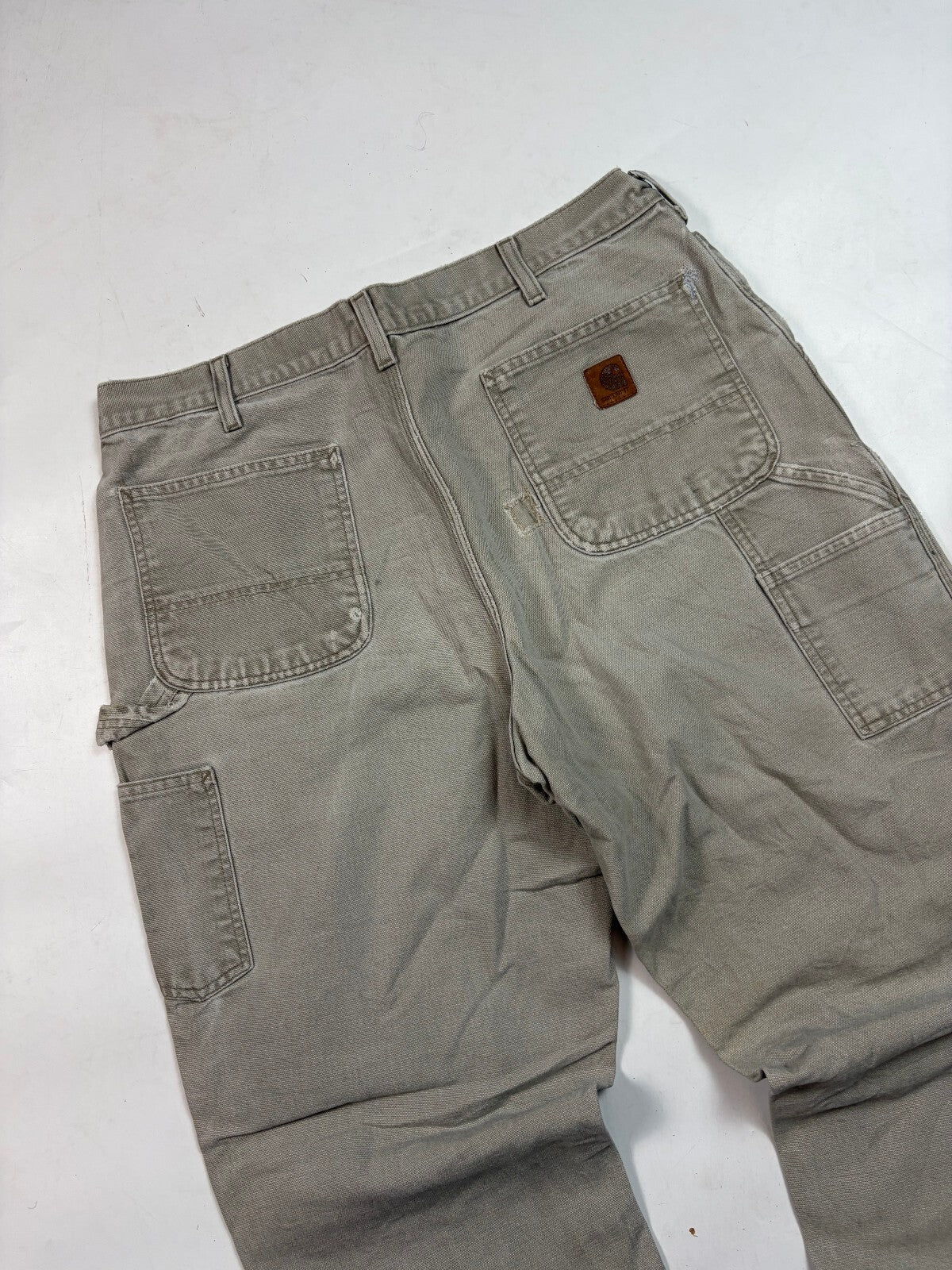 Vintage Y2K Carhartt baggy carpenter pants (W36)