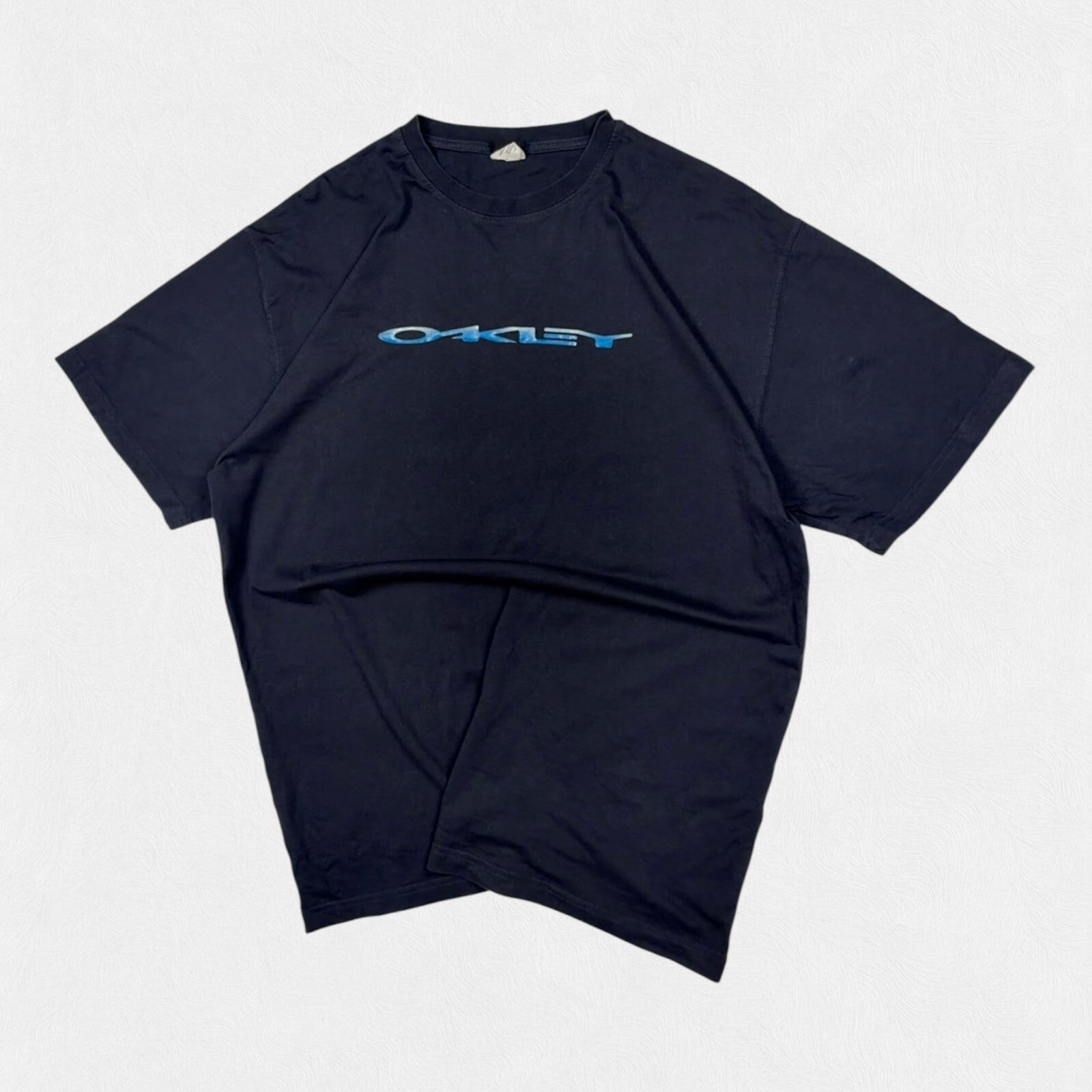 Vintage Y2K Oakley spell out tee (XL)