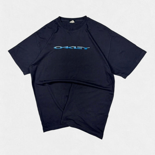 Vintage Y2K Oakley spell out tee (XL)