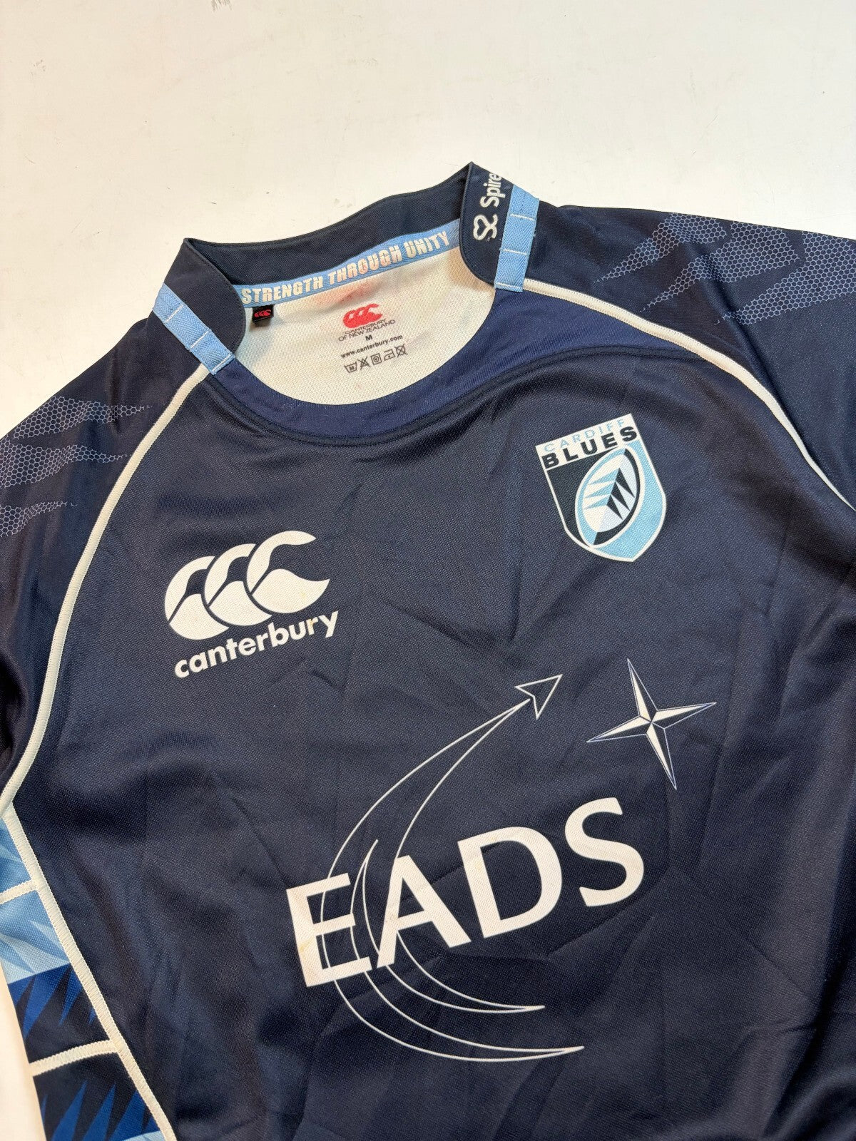 Cardiff Blues 2010/11 Canterbury home rugby shirt (M)