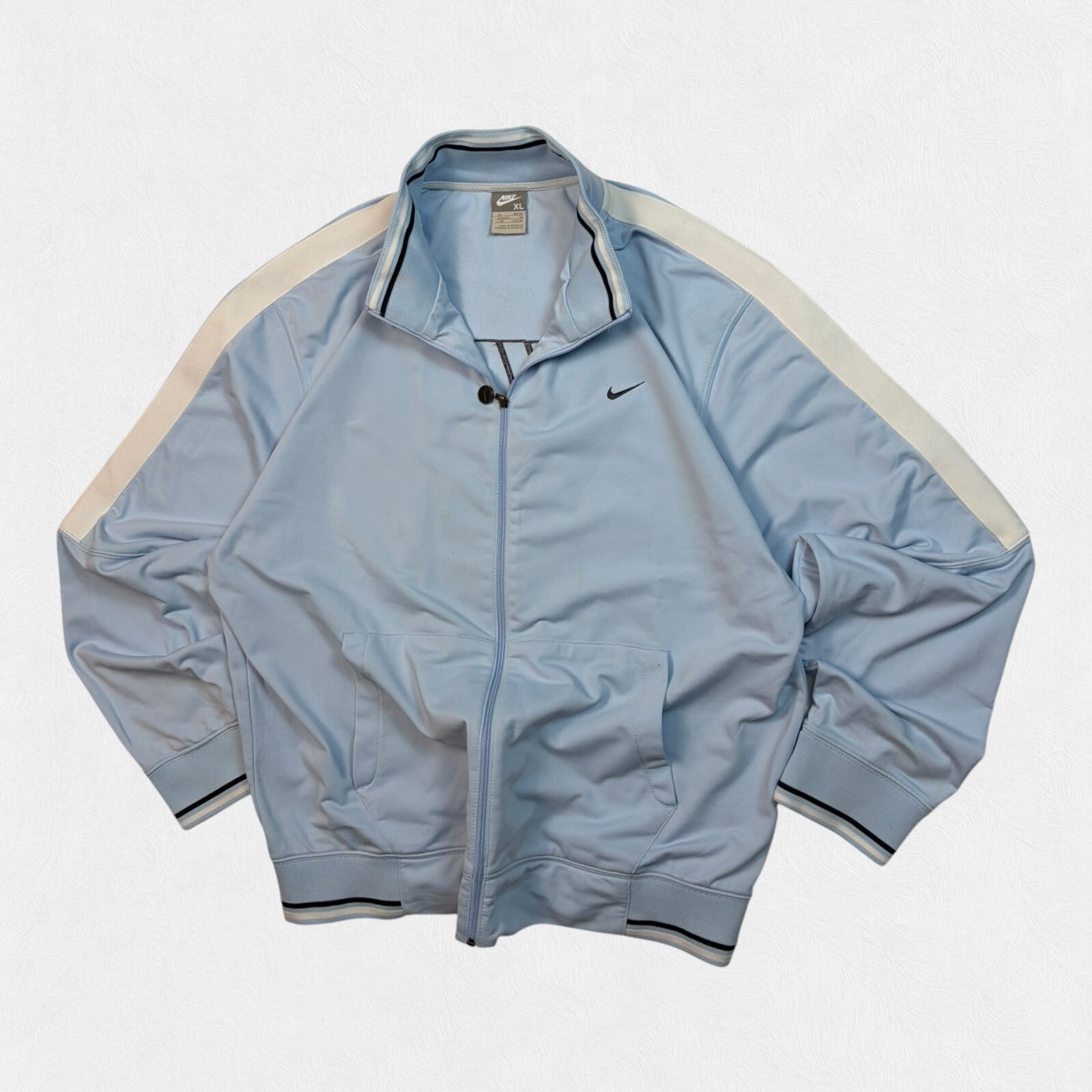 Vintage Y2K Nike mini swoosh track jacket (XL)